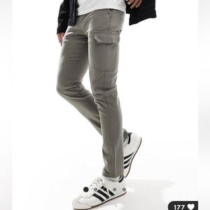New ASOS Design men’s skinny cargo pants in gray  w33 l 34
